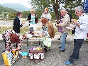 2015 05 14 NIMES ASCENSION N.D. DE SANTA CRUZ (32) la pause